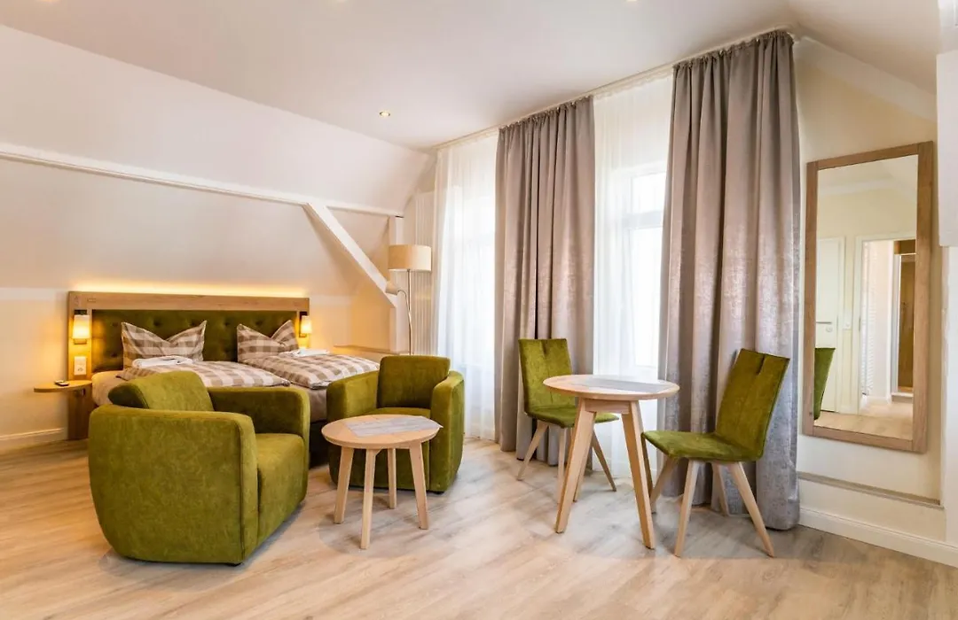 Haus Emma Doppelzimmer Sanddorn-1