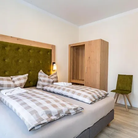 Haus Emma Doppelzimmer Sanddorn-2